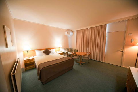 Posthouse Motor Lodge - NT Tourism 1