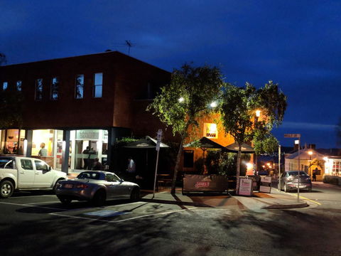Prince Of Wales Hotel - NT Tourism 0