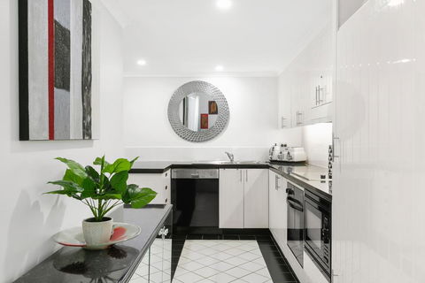 Private Pool Apt. In Alamanda Beachfront Resort (61) - Accommodation NT 3