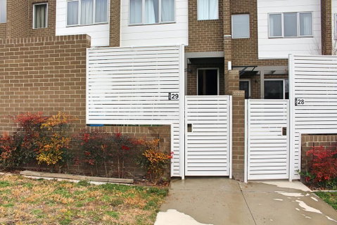 Private Room, Awesome Amenities - Molonglo Valley - Accommodation NT 1