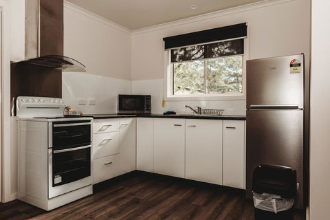 Pyrenees Caravan Park - NT Tourism 3