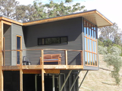 Queenstown Retreat B&B - NT Tourism 0
