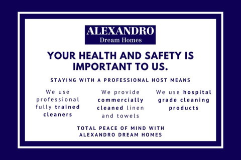 Quiet Art Deco - Cafe Central - Accommodation NT 1