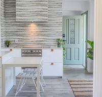 Quiet Pet Friendly Home 3 houses to beach entry with Private Pool Walk to Shops - Accommodation NT