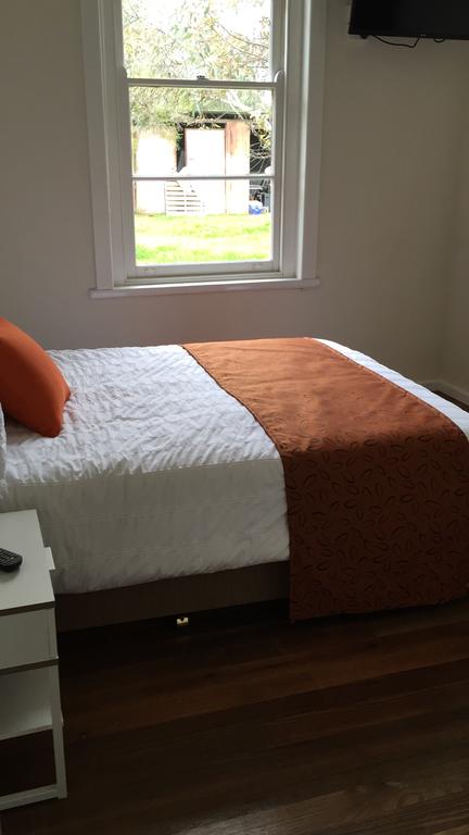 Rand Hotel - Accommodation NT 1