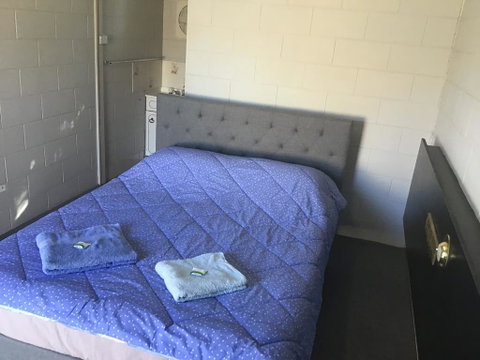 Rankins Springs Motel - NT Tourism 1