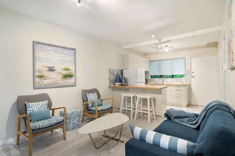 Rare! Modern Unit With Private Fenced Garden Close To The Beach PC3 - Accommodation NT 0