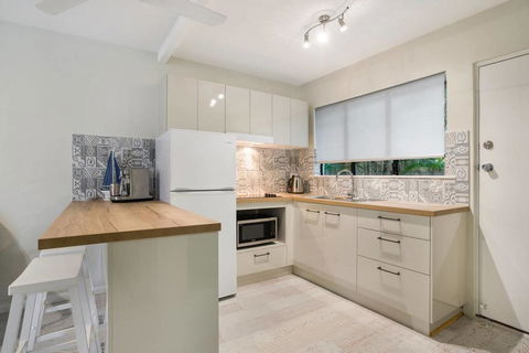 Rare! Modern Unit With Private Fenced Garden Close To The Beach PC3 - Accommodation NT 2