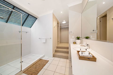 Ravensbourne Escape - Silverwood Lodge - Accommodation NT 2