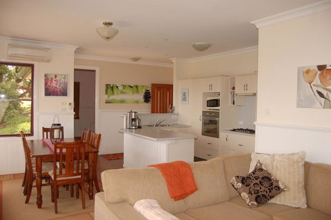 Ravensbourne Escape- Quingilli - Accommodation NT 2