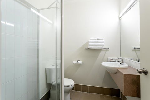 Redcliffe Motor Inn - Accommodation NT 2