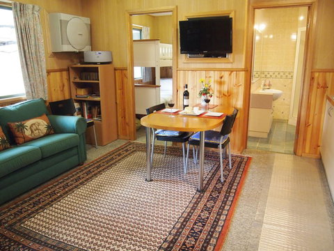 Reidford Cottage - Dog Friendly - Accommodation NT 3