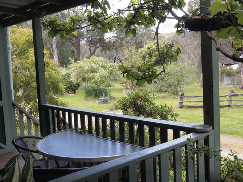 Reidford Cottage - Dog Friendly - Accommodation NT 2