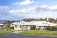 Riley 2/2 - Mollymook