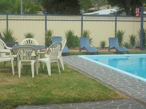 Riverbank Park MOTEL - Accommodation NT 1