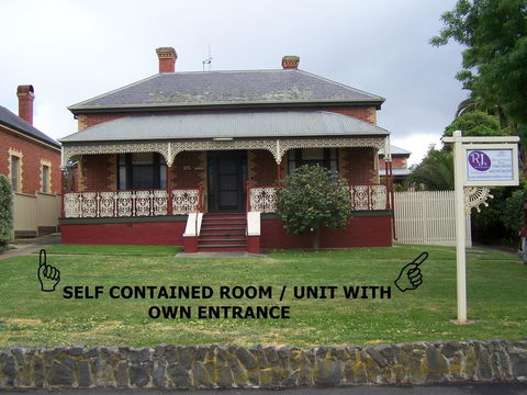 RJ's Bed & Breakfast - Accommodation NT 0