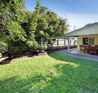 Roderick Street 52 Moffat Beach - Accommodation NT