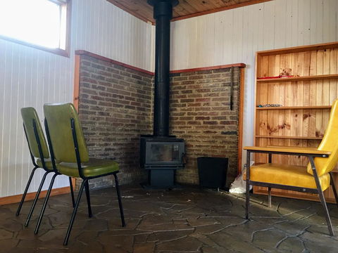Romantic Getaway With Spa And Wifi - Pet Friendly - NT Tourism 1