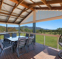 Rosamund House in Broke 4br House in walking distance to Cellar Doors - NT Tourism