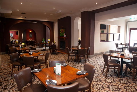 Royal Hotel Singleton - Accommodation NT 1