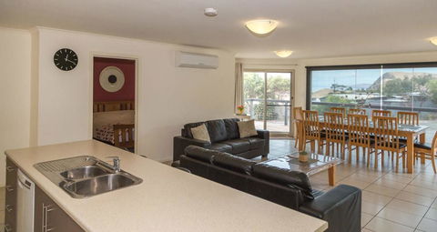 SALT - 37 Oceanview Drive - Accommodation NT 3