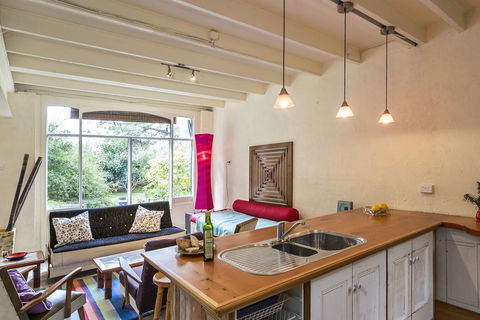 Salty Dog By The Sea - Pet Friendly - NT Tourism 1
