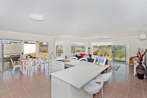 SALTY PAUSE @ BONDI HOUSE - Accommodation NT 1