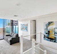 Sanctuary Apartments - City Point Bourke St - Accommodation NT