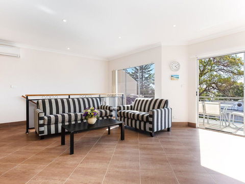 Sandy Point Luxury', 117a Sandy Point Road - Air Con & Foxtel - NT Tourism 2