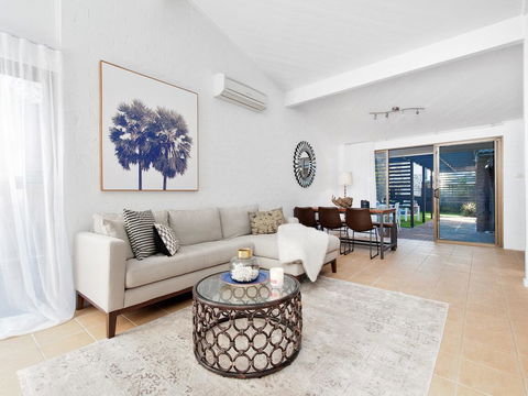 Sandy Point Road, 51 - NT Tourism 0