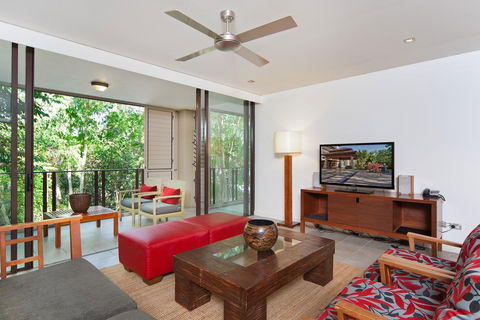 Sea Temple Palm Cove Apartment 213 - Accommodation NT 1