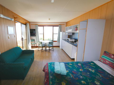 Sea Vu Caravan Park - Accommodation NT 2
