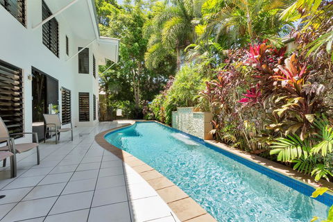 Seascape Luxury Beachfront House - Accommodation NT 3