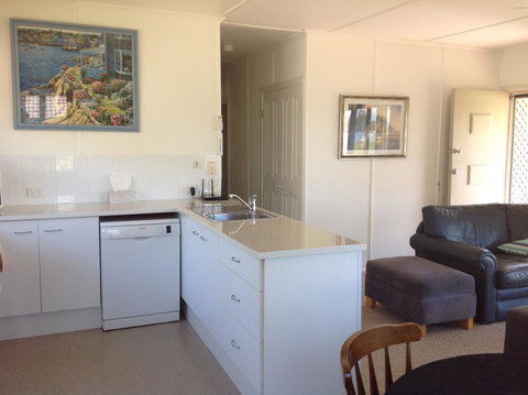 Seaside Cottage - Accommodation NT 2