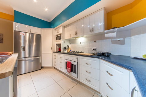 Seaside Hideaway- Hideaway Bay - Accommodation NT 2