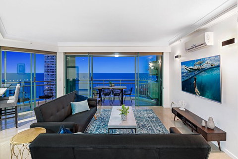 Seaside Luxury, Perfect Location - Accommodation NT 1