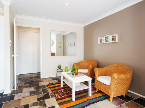 Serenity', 7 Mulloway Place - Peaceful House With Air Con Netflix & WIFI - NT Tourism 3