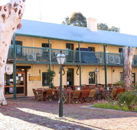 Settlers House - Accommodation NT