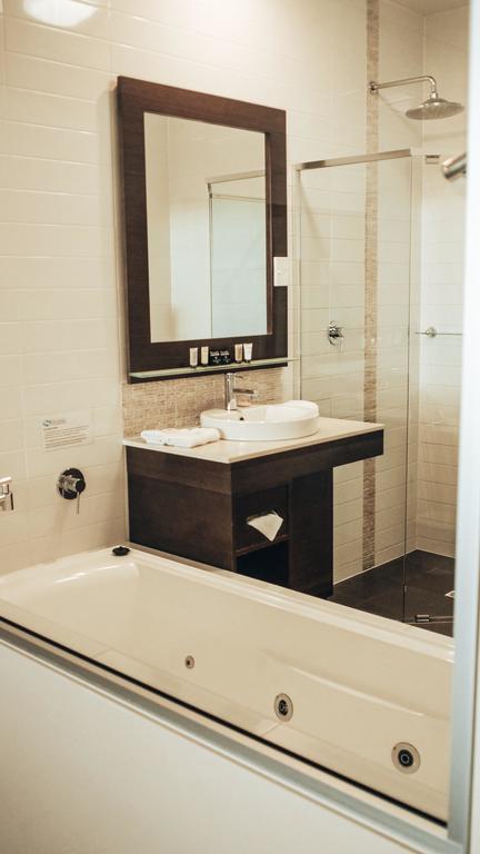 Sfera's Park Suites & Convention Centre - Accommodation NT 3