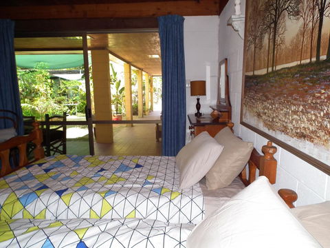 Shady Grove B&B - NT Tourism 0