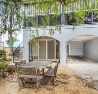 Shoal Bay Avenue Unit 2/7 - Accommodation NT