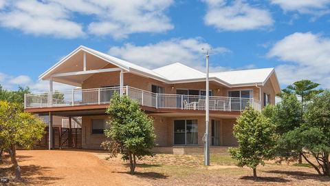 Shorelands - NT Tourism 0