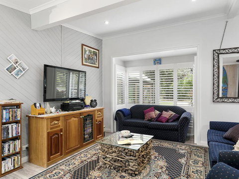 Silverleaves On The Beach - NT Tourism 1