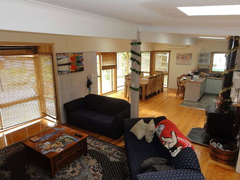 Silverleaves On The Beach - NT Tourism 3