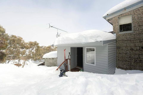 Ski View 4 - NT Tourism 0