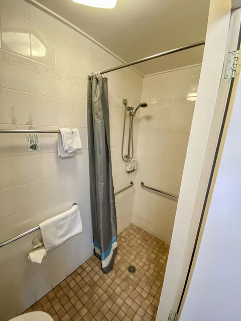 Snow Season Motor Inn - Accommodation NT 3