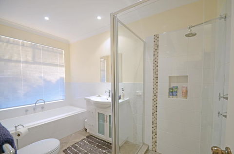 Sojourn On Gale Bed & Breakfast - NT Tourism 2