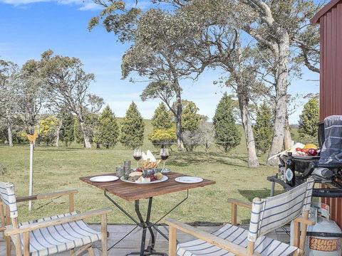Somerton Barn - Rural Tranquility & Country Comfort - Accommodation NT 0