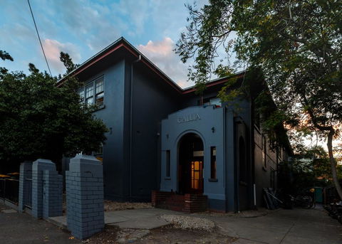 South Yarra Hostel - NT Tourism 0