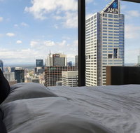 Southern Cross flat with sky city and sea views - Accommodation NT